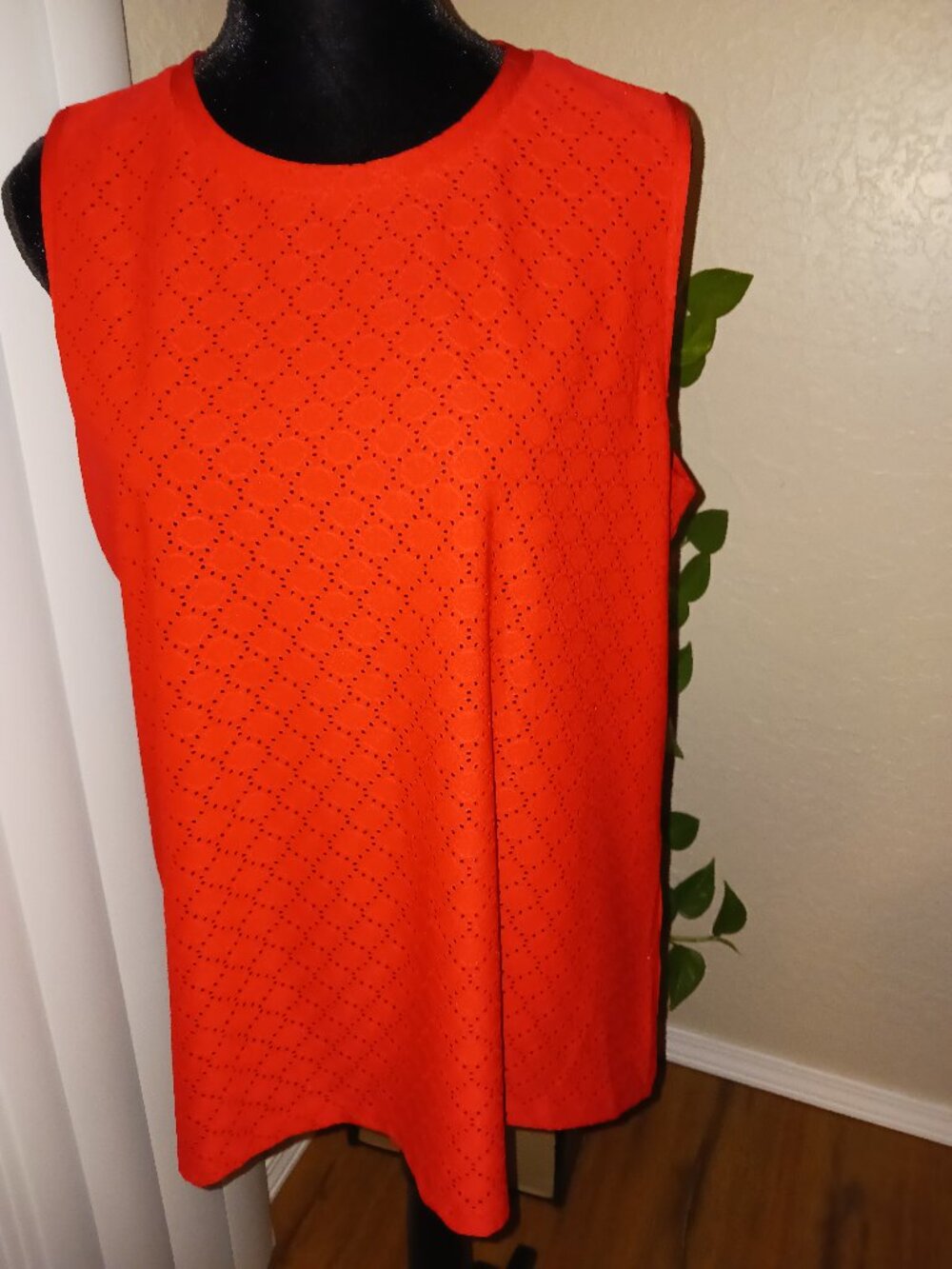 Red tank top, Size XL